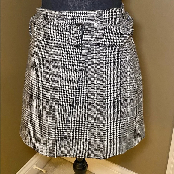Leith Dresses & Skirts - Nordstrom Leith women’s size XS black/gray/white check mini skirt